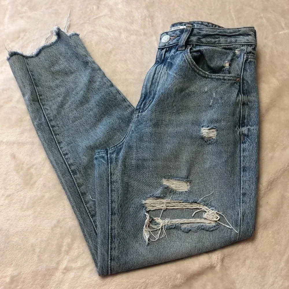 Garage Distressed Mom High Rise Jeans Size 7